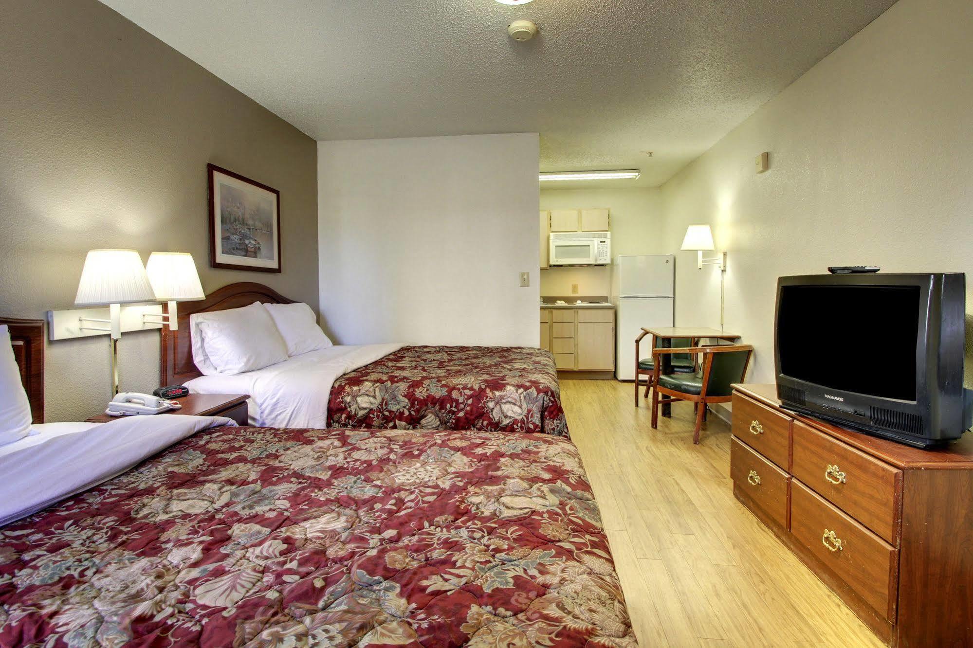 Intown Suites Extended Stay Atlanta Ga - Duluth Zewnętrze zdjęcie