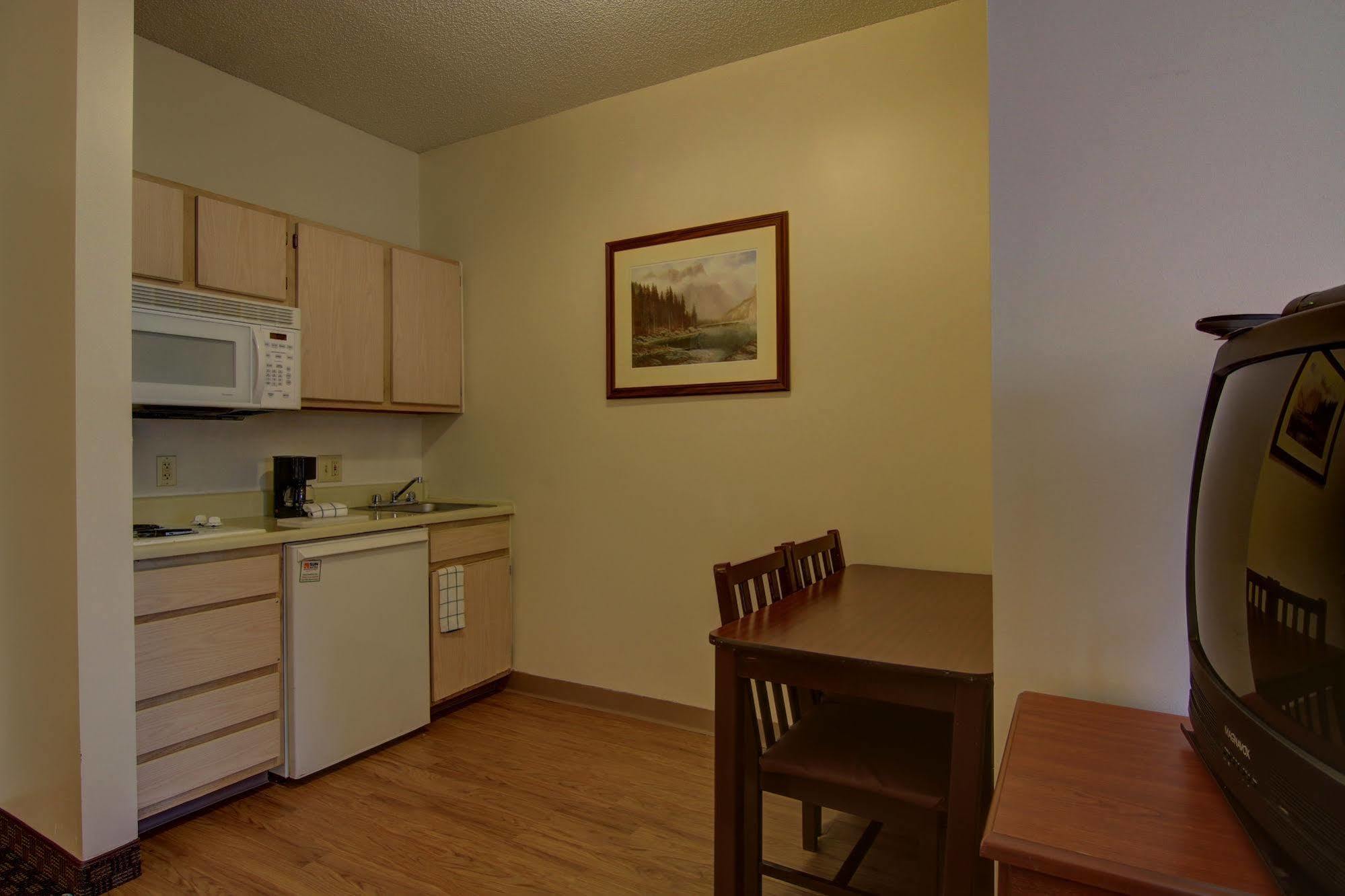 Intown Suites Extended Stay Atlanta Ga - Duluth Zewnętrze zdjęcie